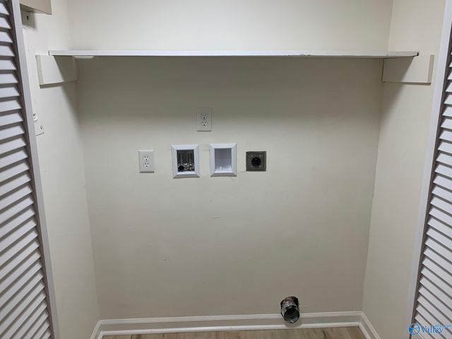 2120 Windover Drive NE, Huntsville, AL 35811