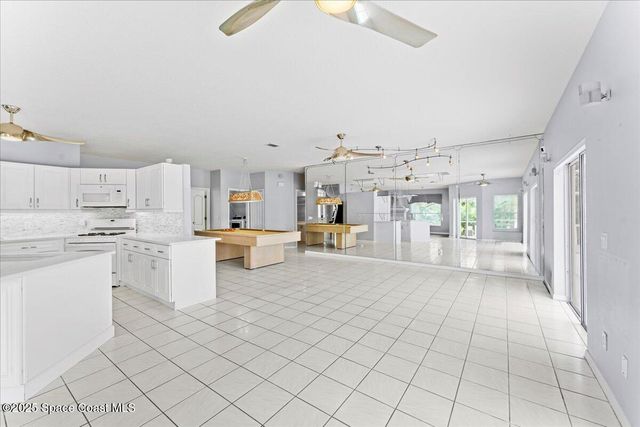 990 Harbor Pines Drive, Merritt Island, FL 32952