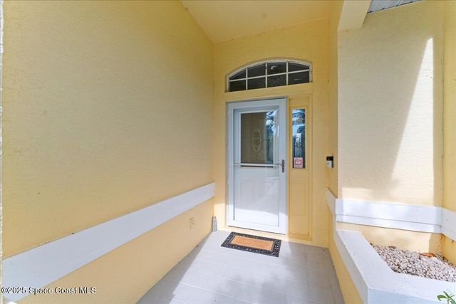 990 Harbor Pines Drive, Merritt Island, FL 32952
