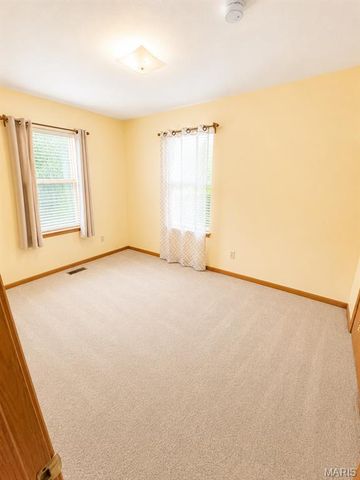 3658 N Meadow Mill Drive, Arnold, MO 63010