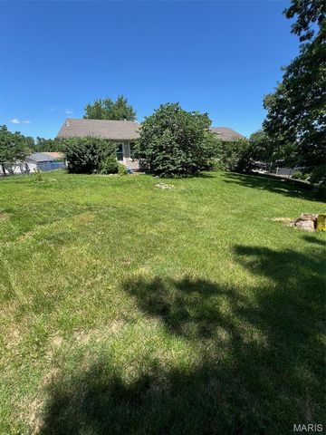 3658 N Meadow Mill Drive, Arnold, MO 63010