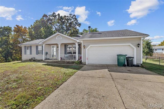 3658 N Meadow Mill Drive, Arnold, MO 63010