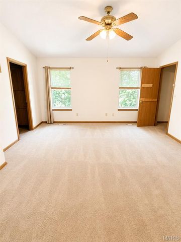 3658 N Meadow Mill Drive, Arnold, MO 63010