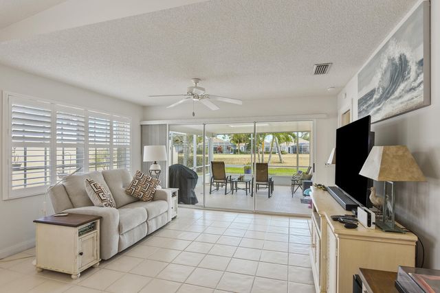 8285 SE Double Tree Drive, Hobe Sound, FL 33455