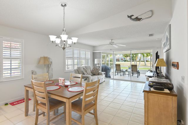 8285 SE Double Tree Drive, Hobe Sound, FL 33455