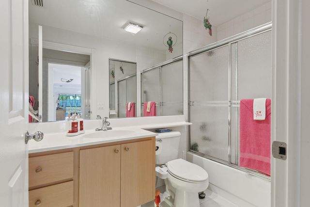 8285 SE Double Tree Drive, Hobe Sound, FL 33455