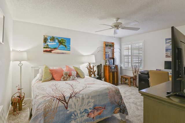 8285 SE Double Tree Drive, Hobe Sound, FL 33455