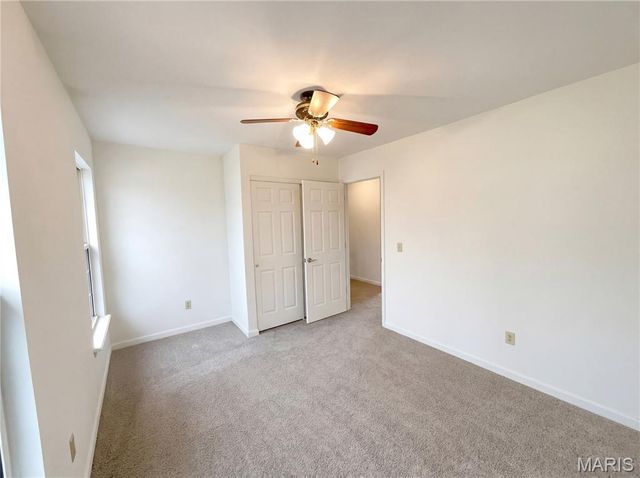 565 Crown Passage Drive, St Charles, MO 63303