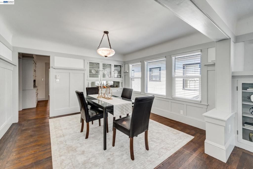 Image 10 of property listing at 4241 Suter St, Oakland, CA 94619