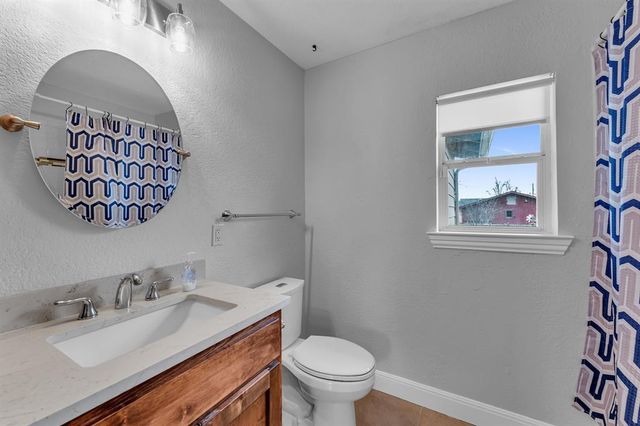 202 E 18th ST, Georgetown, TX 78626