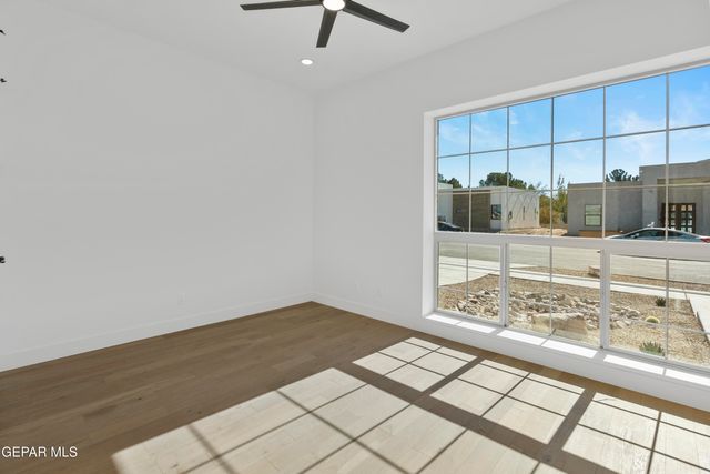 5659 RIO BONITO Circle, El Paso, TX 79932