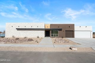 5659 RIO BONITO Circle, El Paso, TX 79932