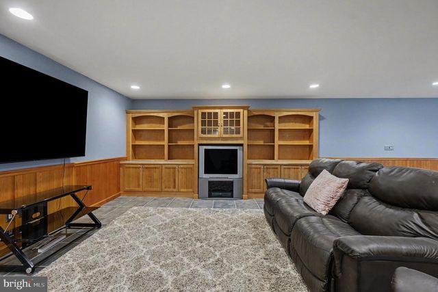 2401 CABERNET CT, Fallston, MD 21047