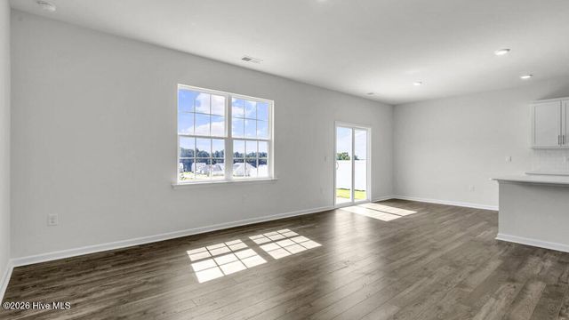 707 Lazy Elm Lane, Aberdeen, NC 28315