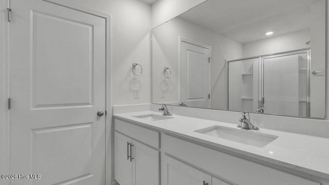 707 Lazy Elm Lane, Aberdeen, NC 28315