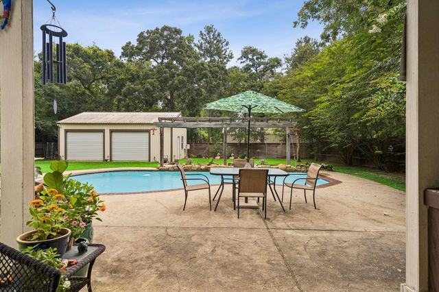 22806 Desert Willow Drive, Magnolia, TX 77355