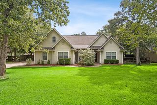 22806 Desert Willow Drive, Magnolia, TX 77355