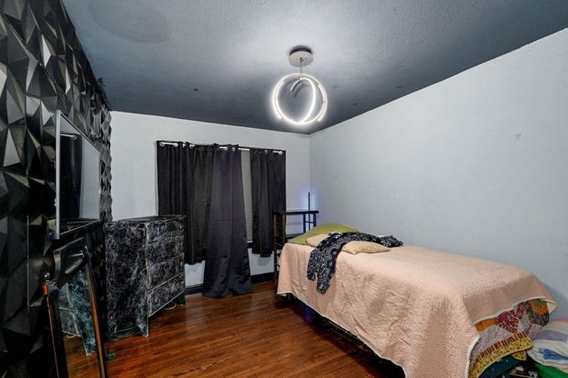 1141 North Dickerson, Springfield, MO 65803