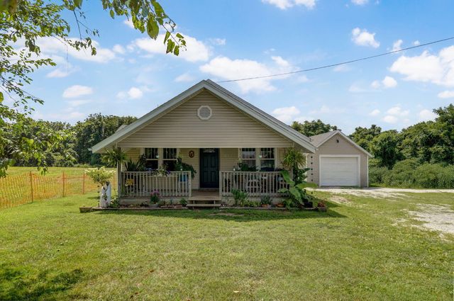 1141 North Dickerson, Springfield, MO 65803