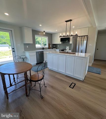 8140 SILO CT, Severn, MD 21144