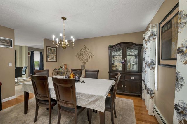 12 Chester Road, Derry, NH 03038