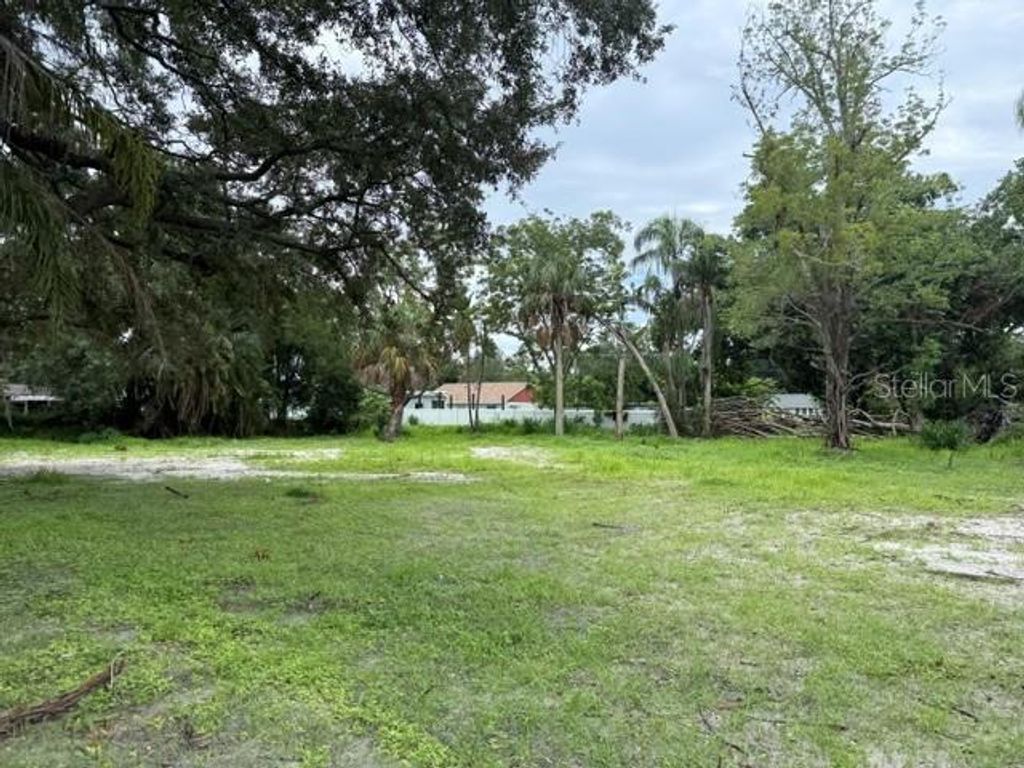 200 11TH AVENUE E, BRADENTON, FL 34208 — photo 5