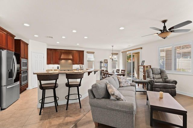 2507 Bellchase Dr, Manteca, CA 95336