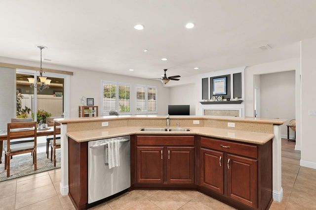 2507 Bellchase Dr, Manteca, CA 95336