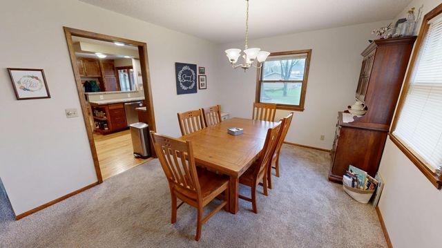 1112 15th Street SW, Willmar, MN 56201