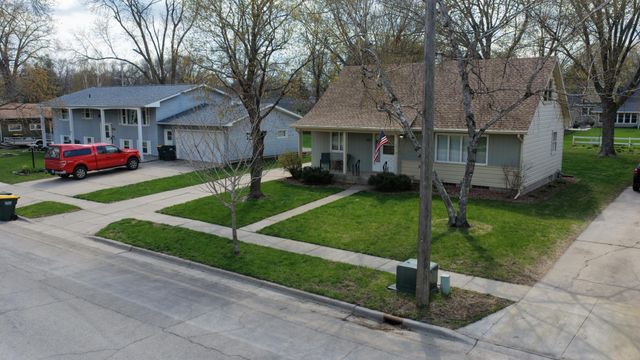 1112 15th Street SW, Willmar, MN 56201