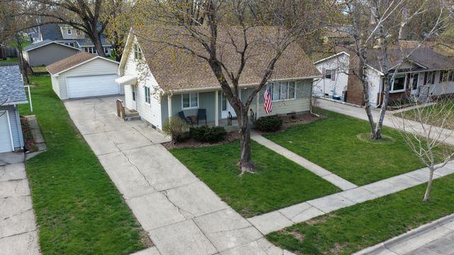 1112 15th Street SW, Willmar, MN 56201