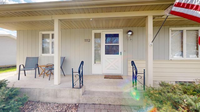 1112 15th Street SW, Willmar, MN 56201