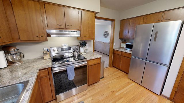 1112 15th Street SW, Willmar, MN 56201