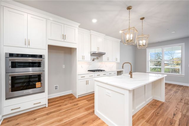 121 Quail Run Road, Peters Twp, PA 15367