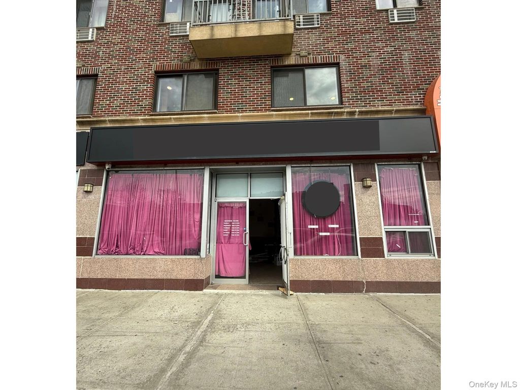 84-05 Queens Boulevard, Elmhurst, NY 11373