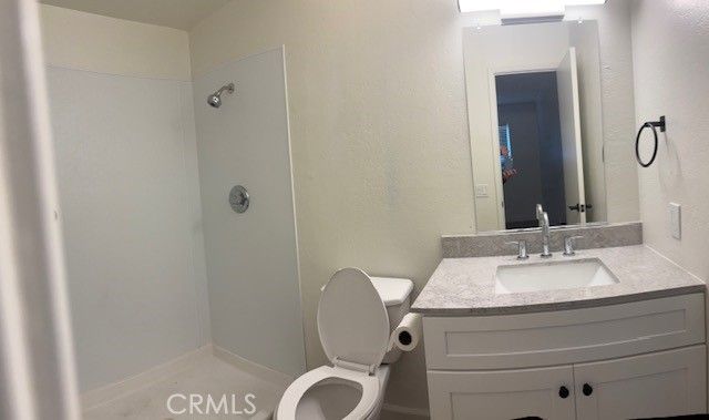 2318 Franzen, Santa Ana, CA 92705