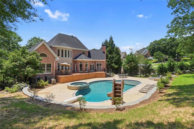 2373 Bronze Oak Lane, Braselton, GA 30517