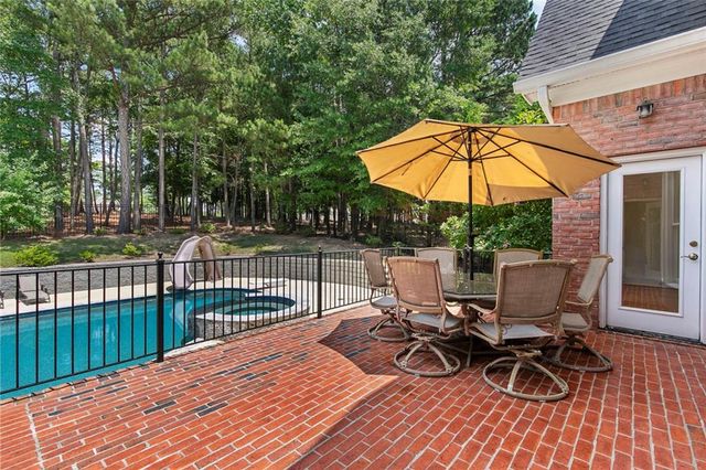 2373 Bronze Oak Lane, Braselton, GA 30517