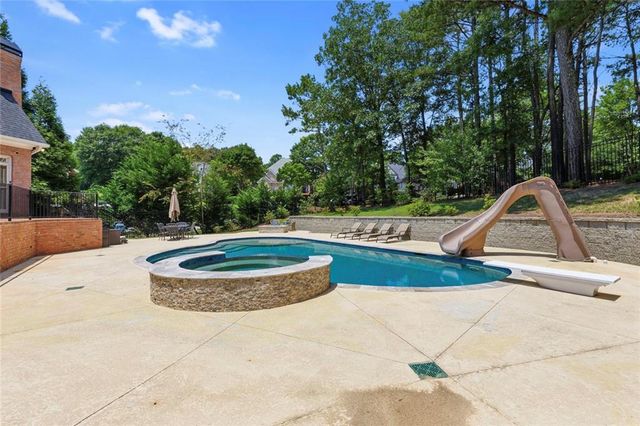 2373 Bronze Oak Lane, Braselton, GA 30517