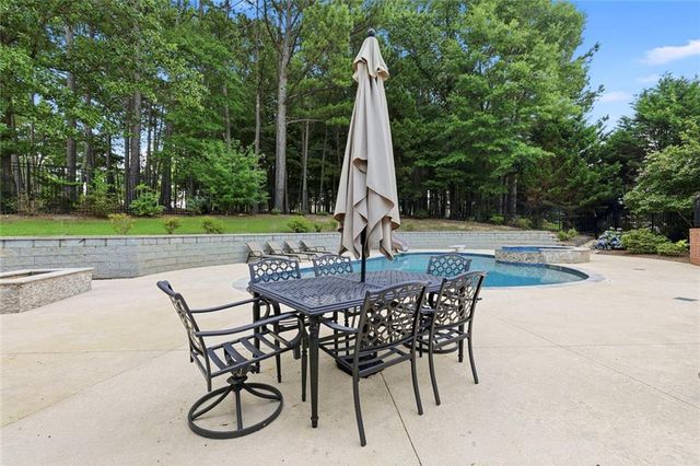 2373 Bronze Oak Lane, Braselton, GA 30517