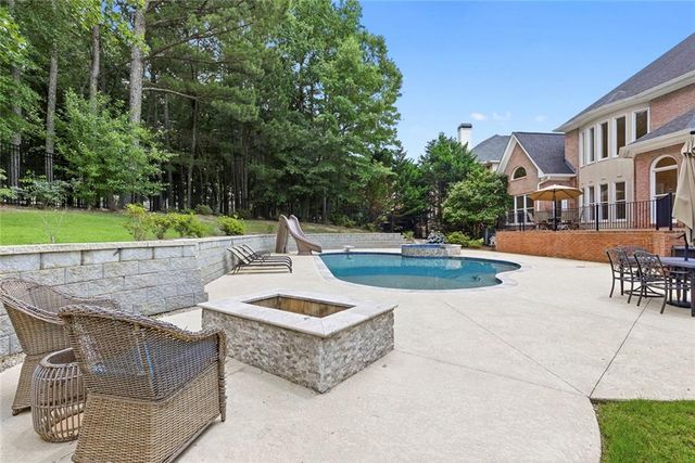 2373 Bronze Oak Lane, Braselton, GA 30517