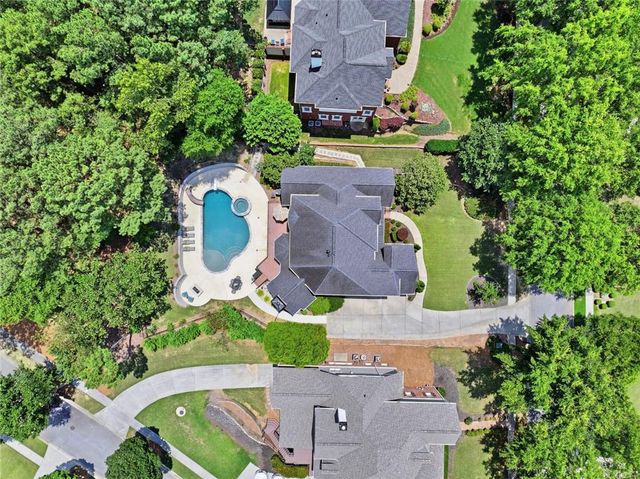 2373 Bronze Oak Lane, Braselton, GA 30517