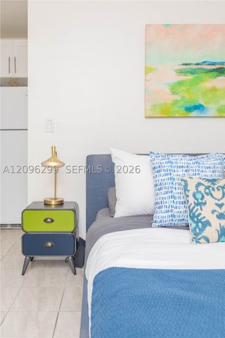735 NE 15th St 1-4, Fort Lauderdale, FL 33304