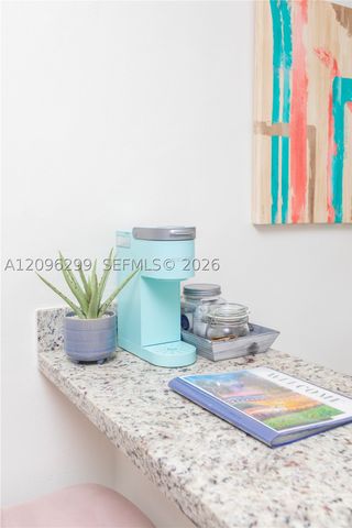 735 NE 15th St 1-4, Fort Lauderdale, FL 33304