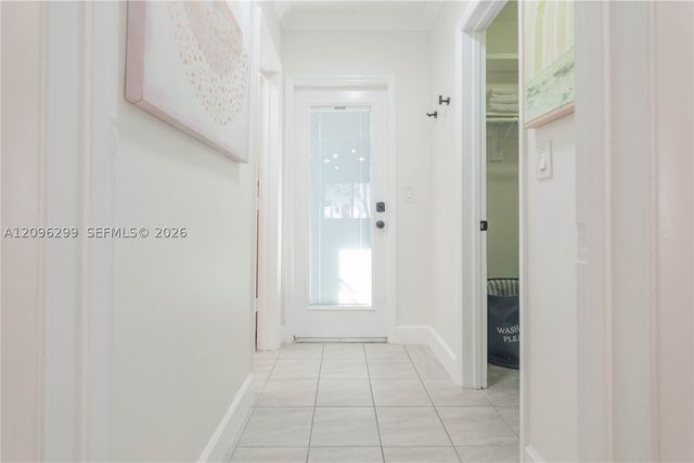 735 NE 15th St 1-4, Fort Lauderdale, FL 33304