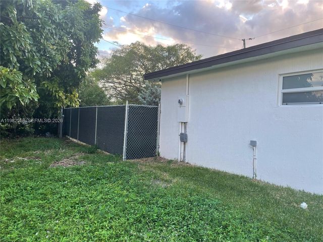 2360 NW 14th St 0, Fort Lauderdale, FL 33311