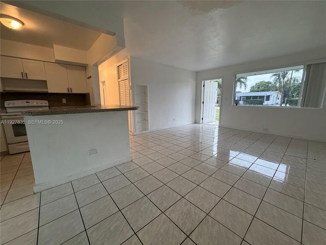 301 N 70th Ave 0, Hollywood, FL 33024