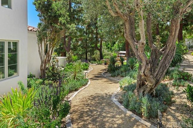 5315 La Crescenta Road, Rancho Santa Fe, CA 92067