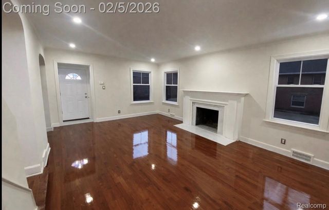 18435 Sorrento Street, Detroit, MI 48235