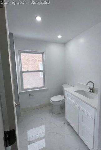 18435 Sorrento Street, Detroit, MI 48235